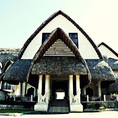 Java Hotel Laoag Bagian luar foto