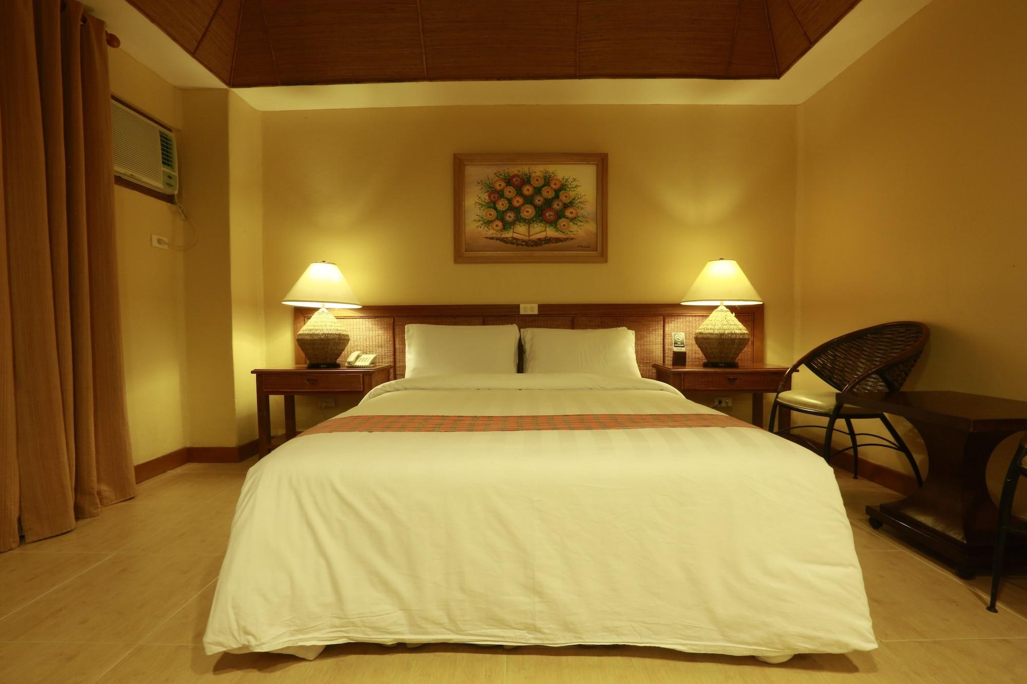 Java Hotel Laoag Bagian luar foto