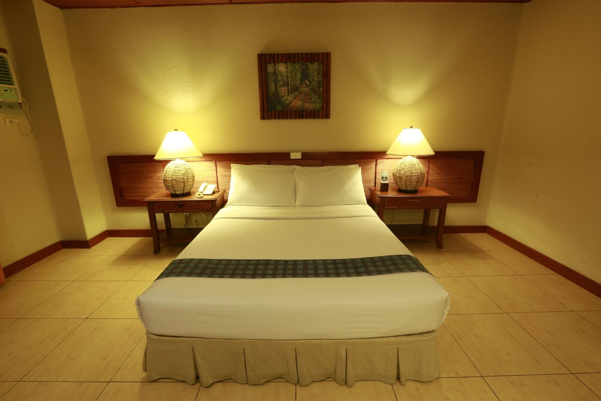 Java Hotel Laoag Bagian luar foto