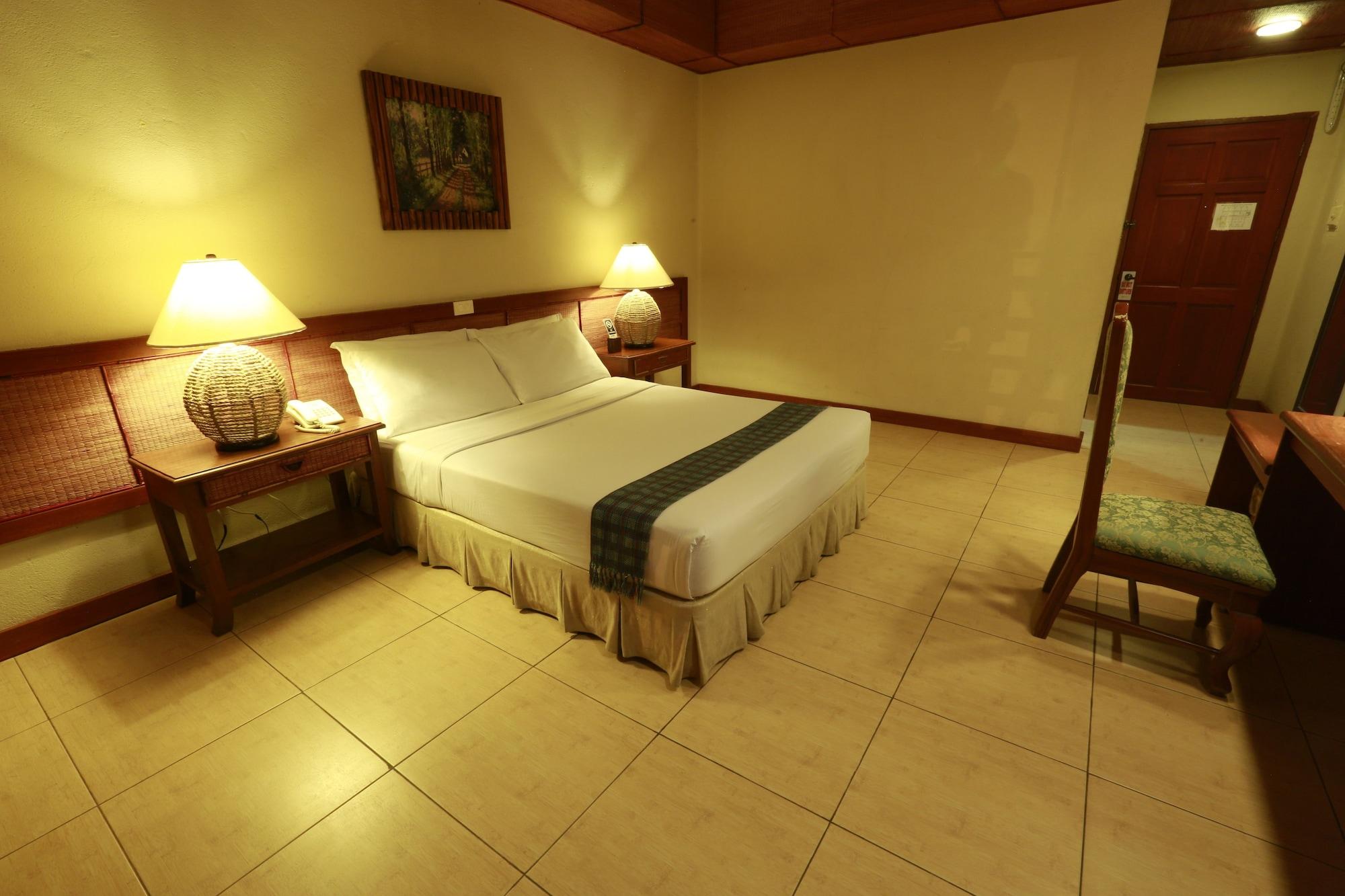 Java Hotel Laoag Bagian luar foto