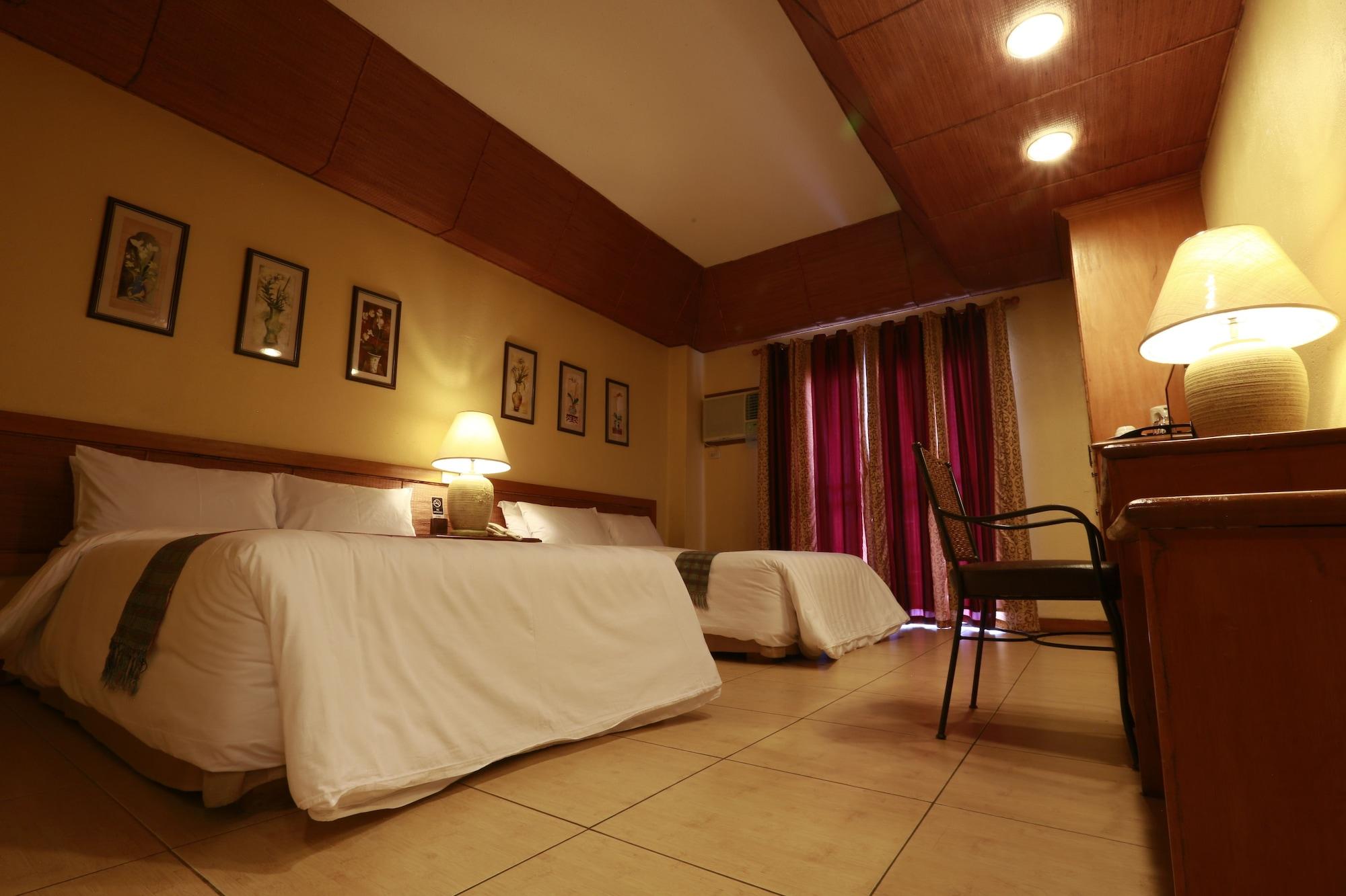 Java Hotel Laoag Bagian luar foto