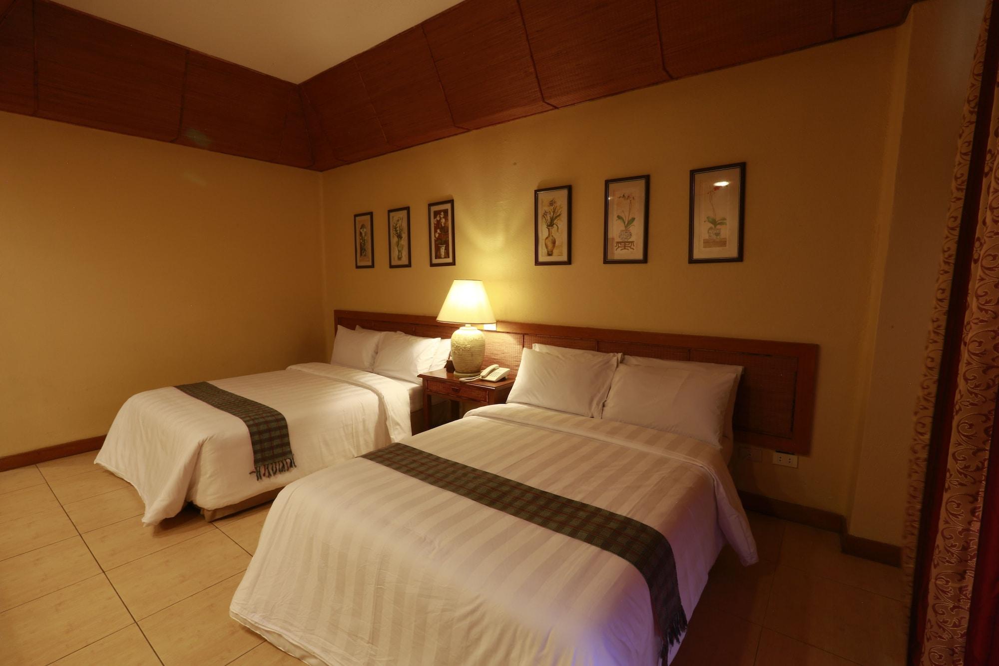 Java Hotel Laoag Bagian luar foto