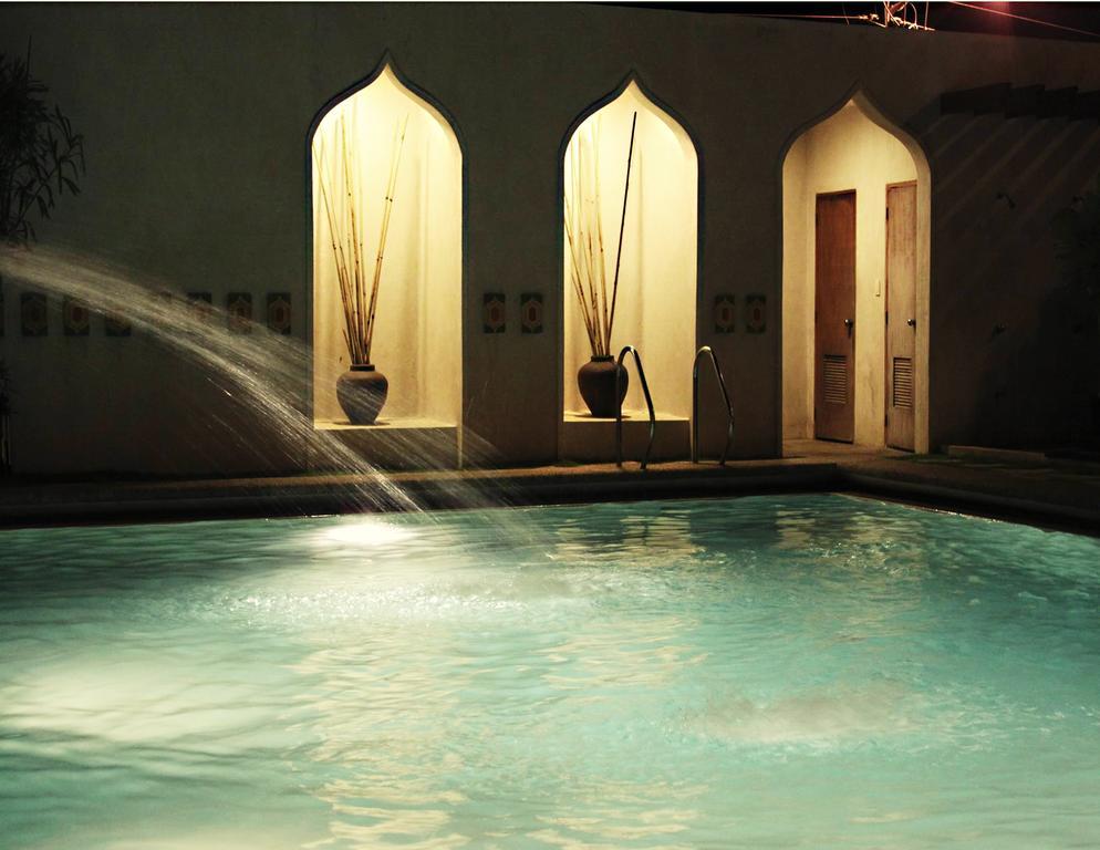 Java Hotel Laoag Bagian luar foto