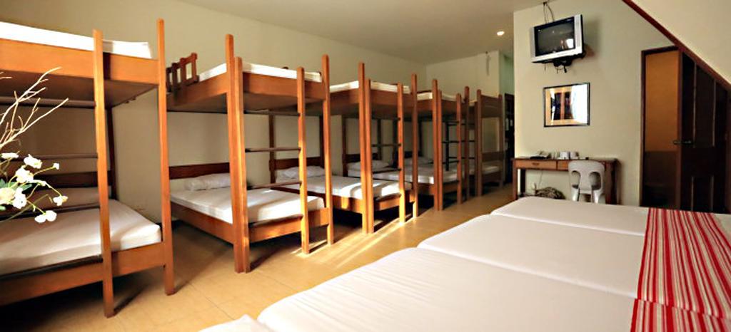 Java Hotel Laoag Bagian luar foto