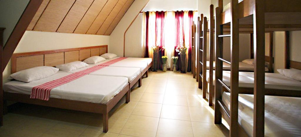 Java Hotel Laoag Bagian luar foto
